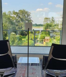 Grimlinghausen Appartement | Somnar Panoramaloft mit Hästens Betten - Rheinblick 150qm