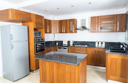 Hydra Appartement | Somptueux Appartement à Bir Mourad Raïs