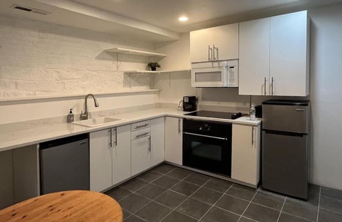 Brooklyn Appartement | Sonder The Industrialist Queen Room