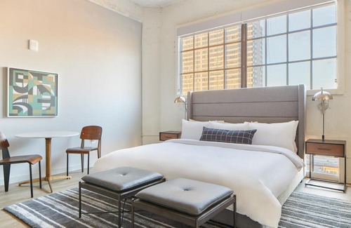 Logan Square Appartement | Sonder The Tidewater