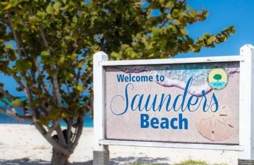 Nassau Appartement | Sonn Tropic Studio [near BahaMar & Saunders Beach]