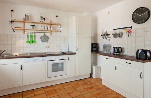 Sellin Appartement | Sonne 1-Appartement-Famille-Salle de bain privée séparée-Balcon