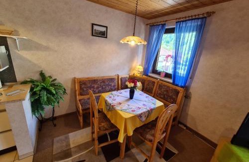 Goessweinstein Appartement | SONNENGLÜCK am Waldrand Fränkische Schweiz