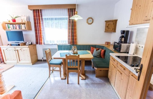 Weidach Appartement | Sonnenglück by MoniCare Apartment in a quiet location on the edge of the forest