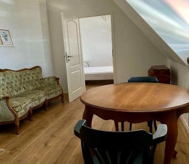 Barbelroth Maison | Sonnenhof 1737 - Ferienzimmer & Apartments
