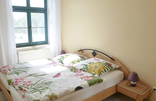 Karlshagen Appartement | Sonnenresidenz en situation d'eau directe avec fauteuils inclinables, 2 chambres à coucher, baignoire