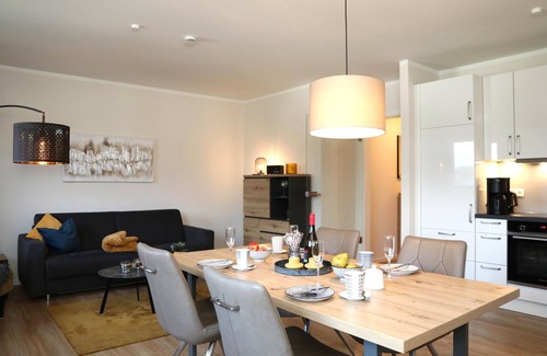 Heringhausen Appartement | Sonnenweg 46/5 Ferienwohnung für 2 Personen mit Sauna und Balkon