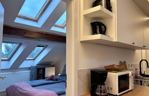 Jueterbog Appartement | Sonnige Dachgeschoss-oase! 🏝