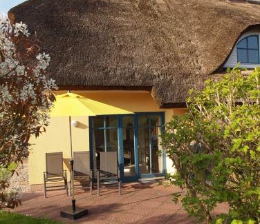Puddemin Maison | Sonniges Reetdachhaus