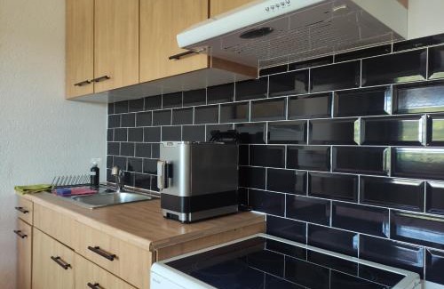 Reute Appartement | Sonniges Studio mit Aussicht