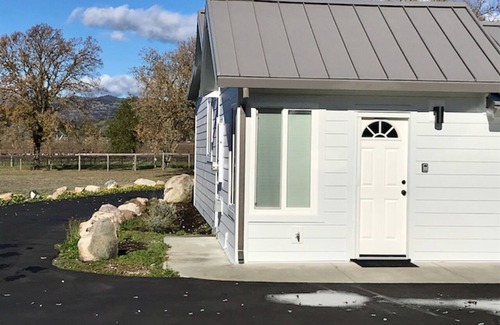 Sonoma Cottage | SONOMA: Sous les Mayacamas et parmi les vignes.