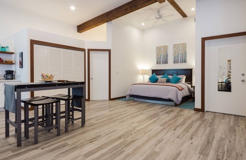 Sonoma Maison | Sonoma Wine Lovers Getaway - Une agréable promenade jusqu'au Sonoma Plaza