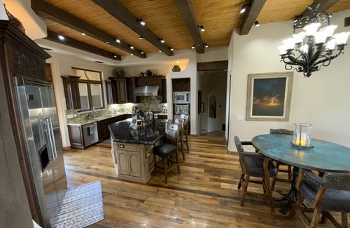 Pinnacle Peak Maison | Sonoran Desert Retreat - Quiet, Gated, Custom home with Incredible SUNSETS !