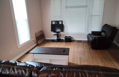 Galesburg Appartement | Soothing apartment with AC in charming Galesburg