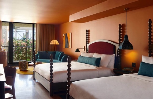 Coconut Grove Hôtel | Soothing Escape w/ Rooftop Pool and Breakfast Options in Coconut Grove, 3 Rooms