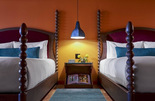 Coconut Grove Hôtel | Soothing Escape w/ Rooftop Pool and Breakfast Options in Coconut Grove, 3 Rooms