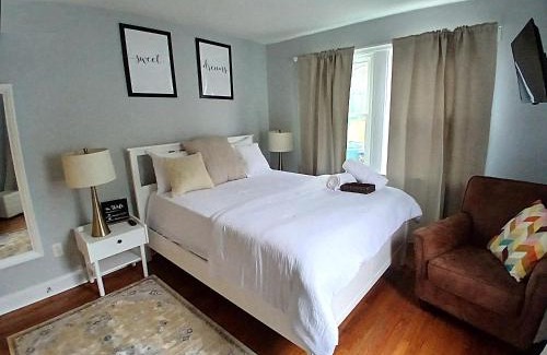 Northeast Lit Et Petit-Déjeuner | Soothing Private Room in Washington DC