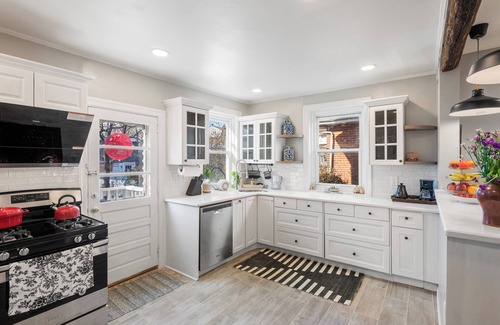 Ardmore Cottage | Sophia's Garden Cottage-4BR/2.5B/3Car-P/New HVAC/WiFi /Walk-Z/Colleges/Kids/UP-8