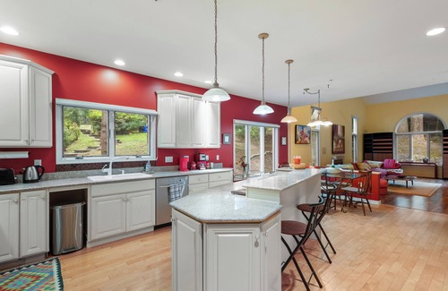 Broomall Appartement | Sophia's MANOR C at the quiet & peaceful suburb