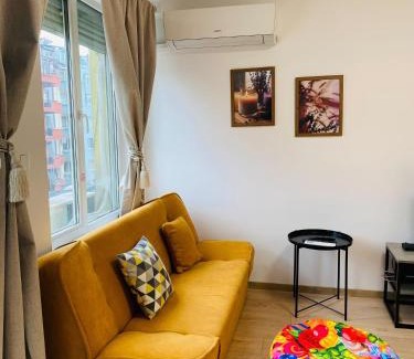 Blagoevgrad Appartement | Sophie Studio - Top center, Cozy & Work-Friendly near AUBG, Free streaming platforms