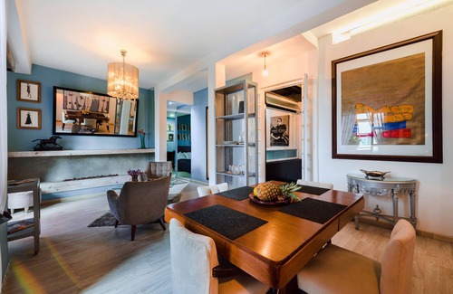 Financial District Appartement | Sophisticated Apt at famous fashion designer home with balcony