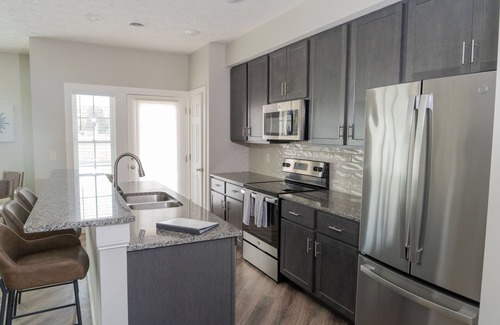 Bayberry Maison | Sophisticated Golf Community Townhouse!–3442