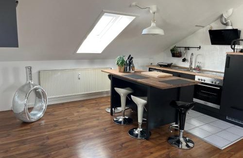 Ebersberg District Appartement | Sorglos in Poing klimatisiert - Messe München, Flughafen, Therme Erding