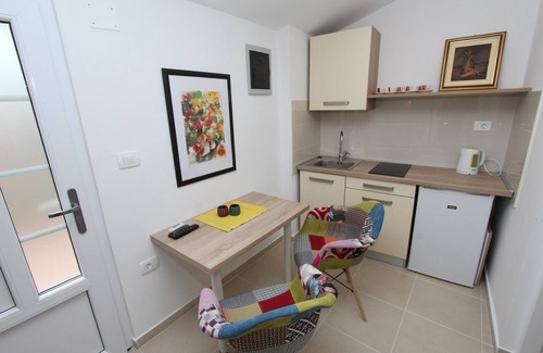 Borik Appartement | SORRISO Studio Apartment