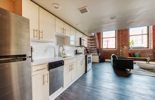West Philadelphia Appartement | Sosuite | 2BR Loft w Gym, Lounge, Shared Laundry
