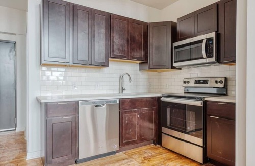 West Philadelphia Appartement | Sosuite | 2BR Loft w W/D, Gym, Lounge