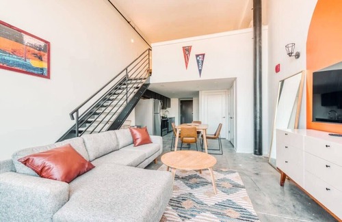 West Philadelphia Appartement | Sosuite | Studio Loft w W/D, Gym, Lounge