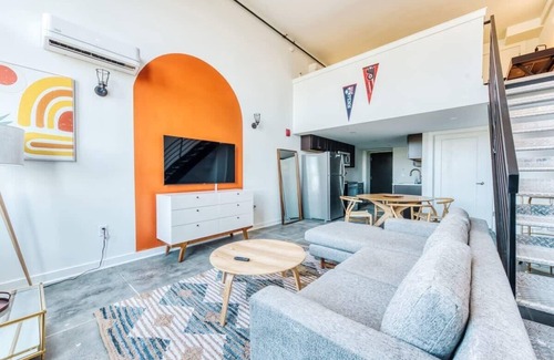 West Philadelphia Appartement | Sosuite | Studio Loft w W/D, Gym, Lounge