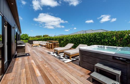 Martinborough Maison | Sotally Tober Retreat
