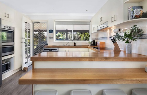 Culburra Beach Maison | Sons au bord de la mer - salon ouvert, à quelques mètres de la plage