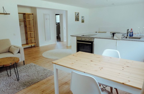 Neustadt-Gimmeldingen Appartement | Souterrainwohnung in Gimmeldingen in Toller Lage für Wander-und Fahrradtouren