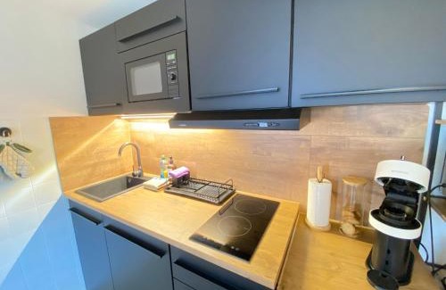 Weilerswist Appartement | Souterrain Wohnung mit Parkplatz Nähe Phantasialand und Köln, Top Therme in Euskirchen, Eifel erleben