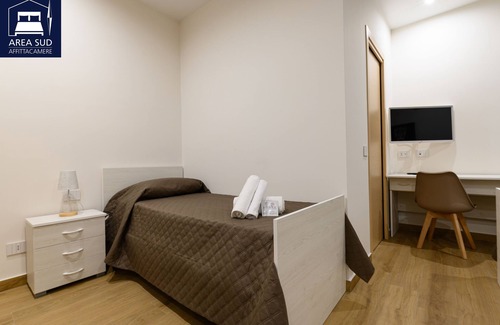 Canicatti Maison | South Area Affittacamere (self check-in) Triple room with kitchen