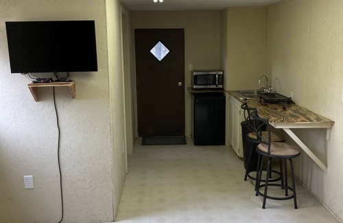 Ethel Maison | South Arkansas Cabins your home away from home ( the man cave)