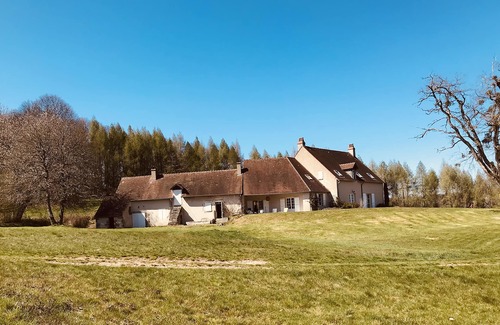 La Tagniere Maison | Bourgogne du Sud, piscine, 10 personnes Nature, calme, vue, culture