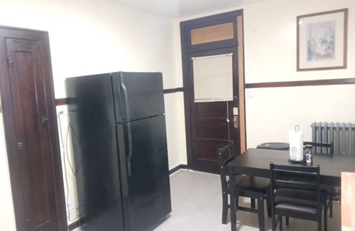 South Chicago Appartement | South Chicago Community Immersion in 2 Bedroom Apt