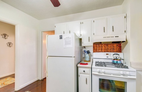Cleveland Heights Appartement | South Euclid Apt < 10 Mi to Downtown Cleveland!