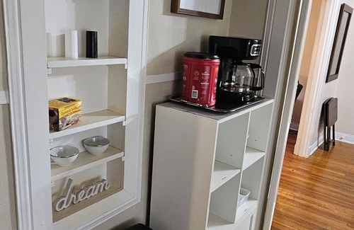 Caddo Heights-South Highlands Appartement | South Highland's Modern Old School 98 year old home updated with all charm left!