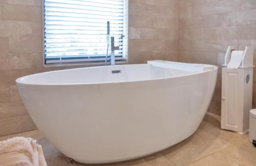 Mayfield Maison | South Park