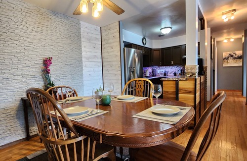 Chicago Copropriété | South Shore Chicago Condo-1 Block to Lake-WiFi-AC-Elevator-420 Friendly