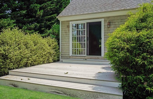 North Sea Maison | Southampton Lake Home Peaceful & Private