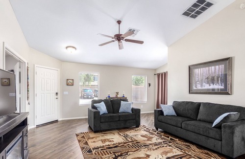 Circle Cross Ranch Maison | Southern Exposure - San Tan Valley with a pool!
