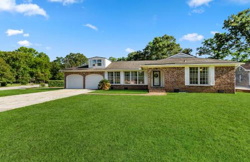 Ladson Maison | Southern Serenity Minutes From The Interstate