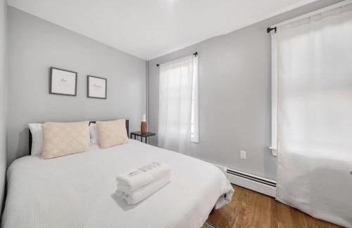 Columbus Park - Andrew Square Appartement | Southie Living by Seaport, Red Line, Beach & Bars