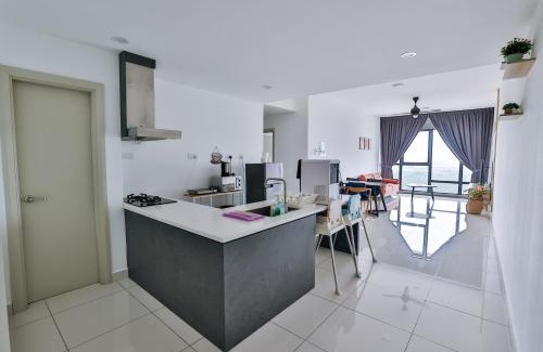 Central District Appartement | Southkey 2BR, 5-7 PAX, WIFI, Mid Valley JB,Free Parking