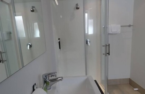 Whangamata Hôtel | Southpacific Motel and Conference Centre